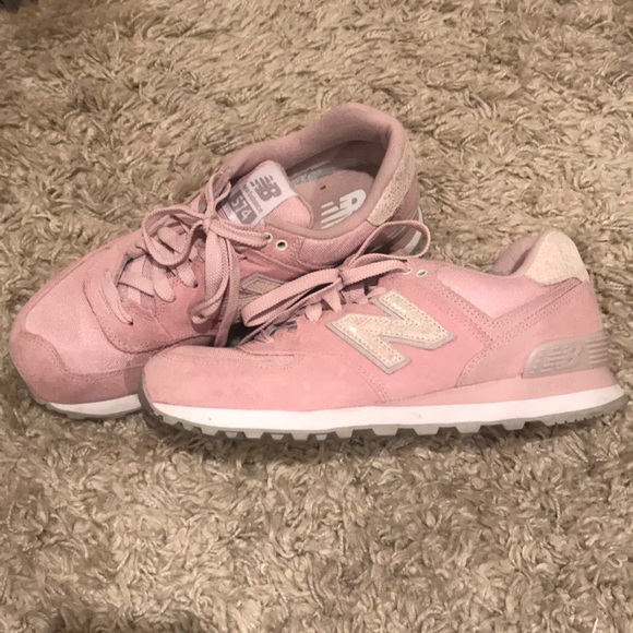 light pink new balance